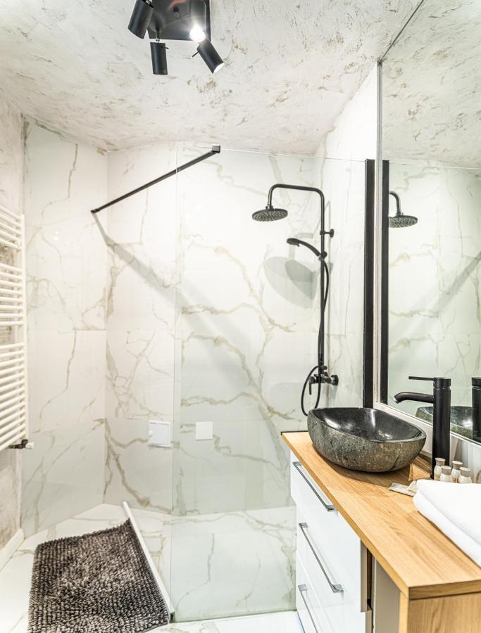 בוקרשט The Artist - Ultracentral Designer Apartment מראה חיצוני תמונה